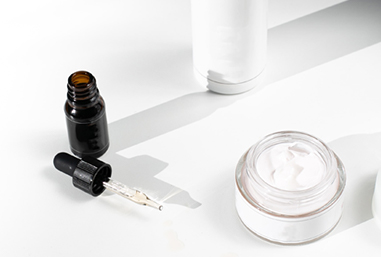 STEP03 化粧水、乳液クリーム